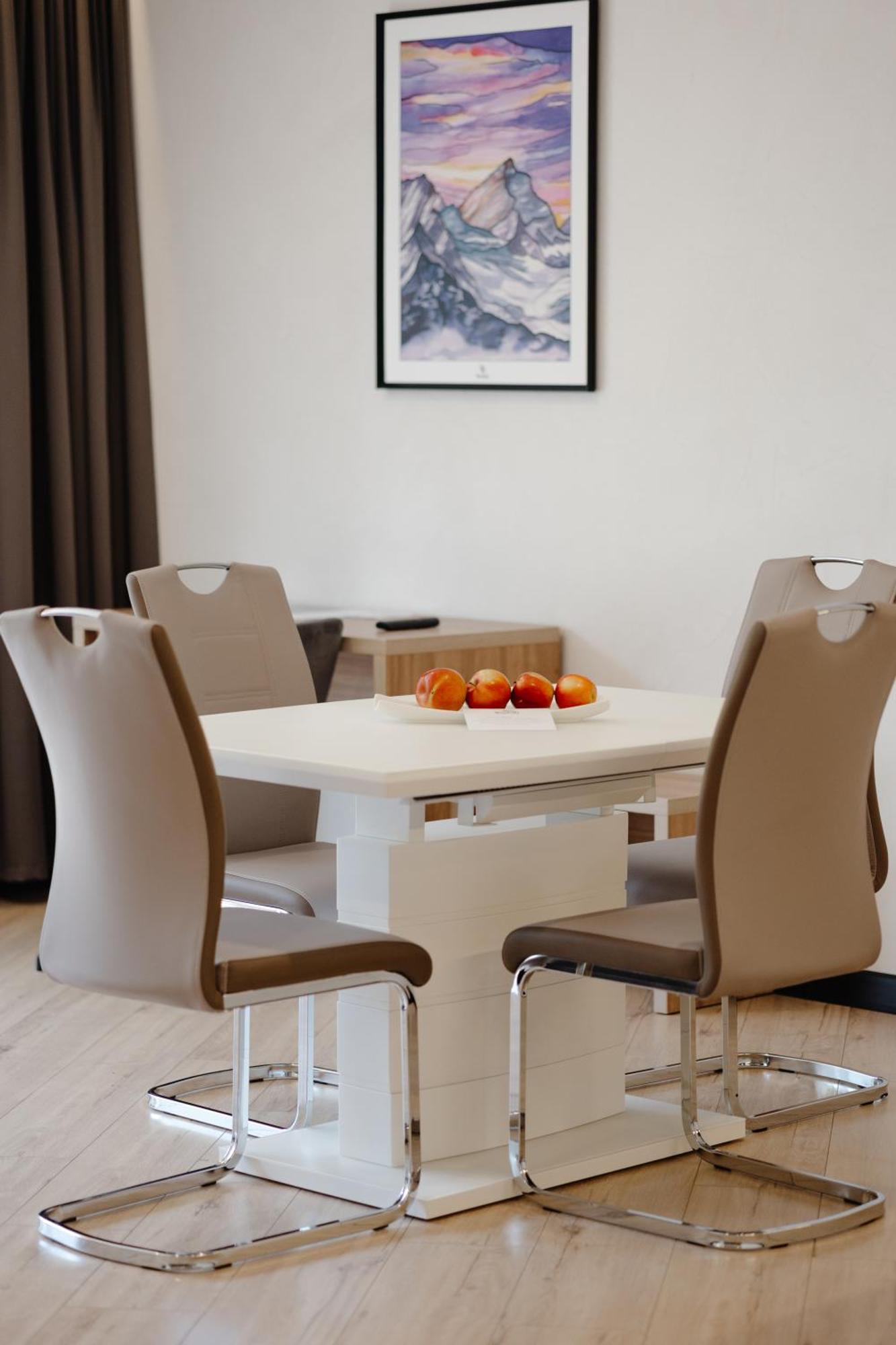 Westhills Cottage Town & Spa Μπούκοβελ Εξωτερικό φωτογραφία